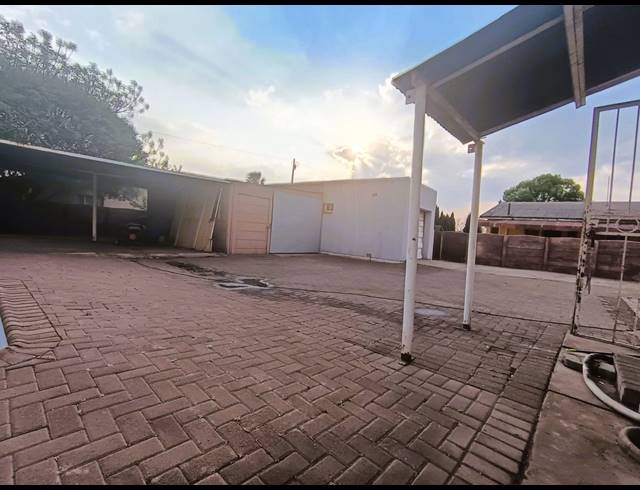 3 BEDROOM HOUSE FOR SALE IN KOOKRUS